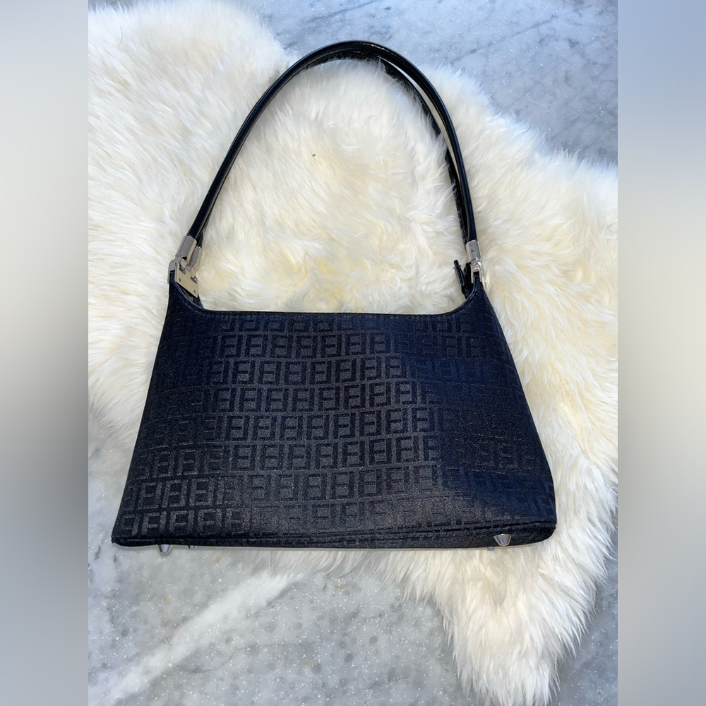 Vintage black shoulder bag